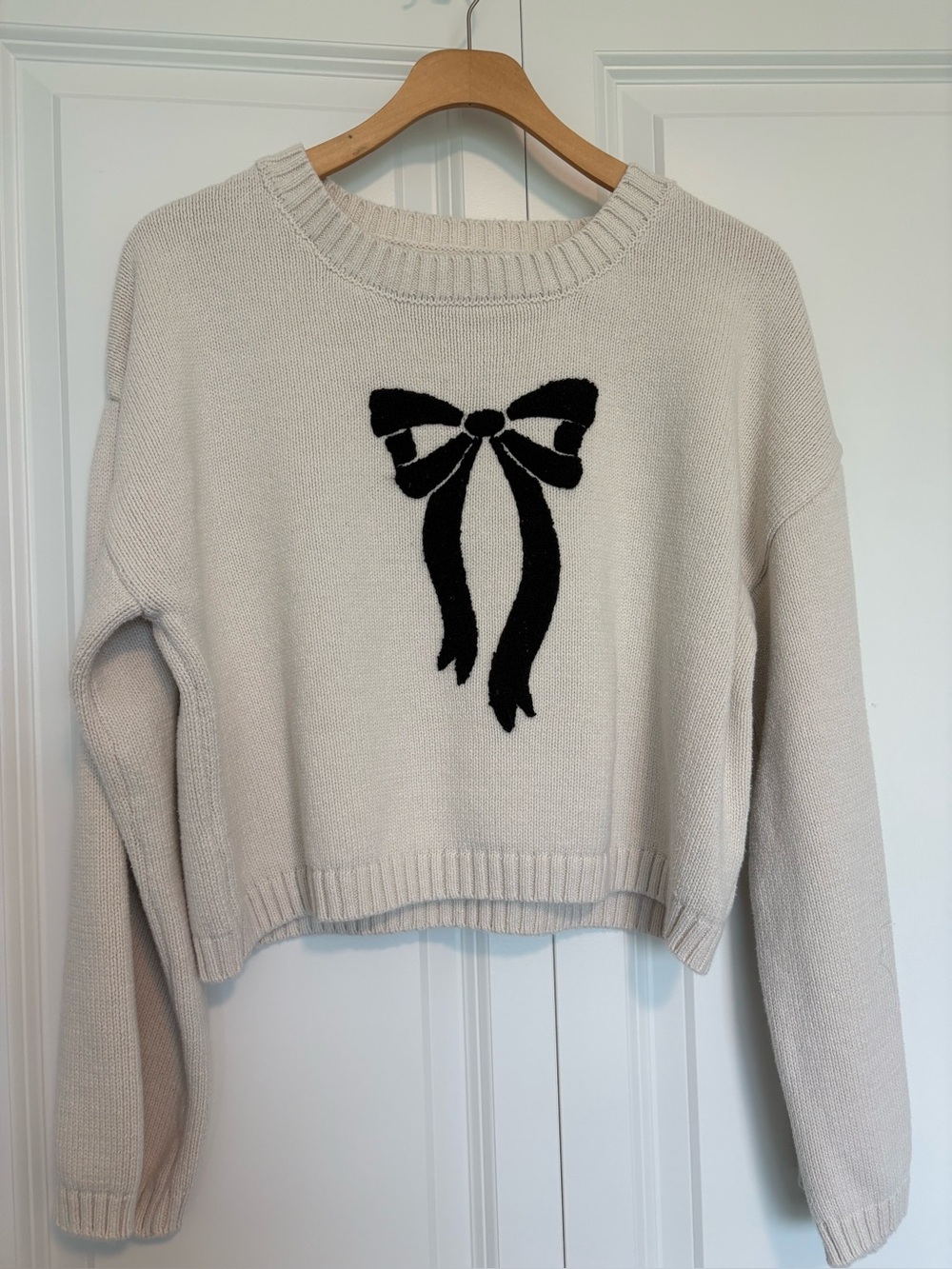 Sincerely Jules Bow Sweater Women’s Large